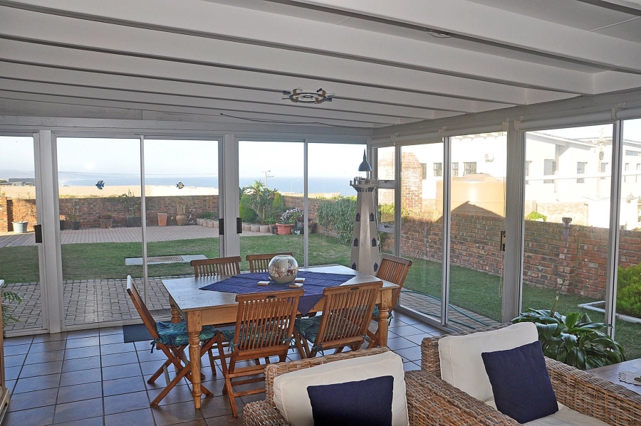 5 Bedroom Property for Sale in Tergniet Western Cape